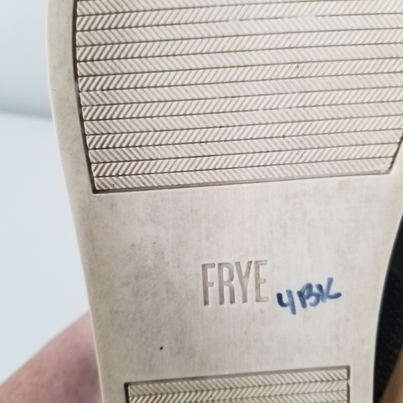 Frye Ivy Leather Slip on Sneaker Metallic Gray Pewter Size 9M - Picture 3 of 10